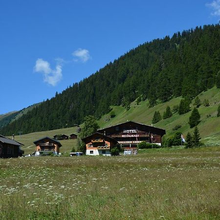 Hotel Restaurant Walliser Sonne Reckingen Exteriör bild