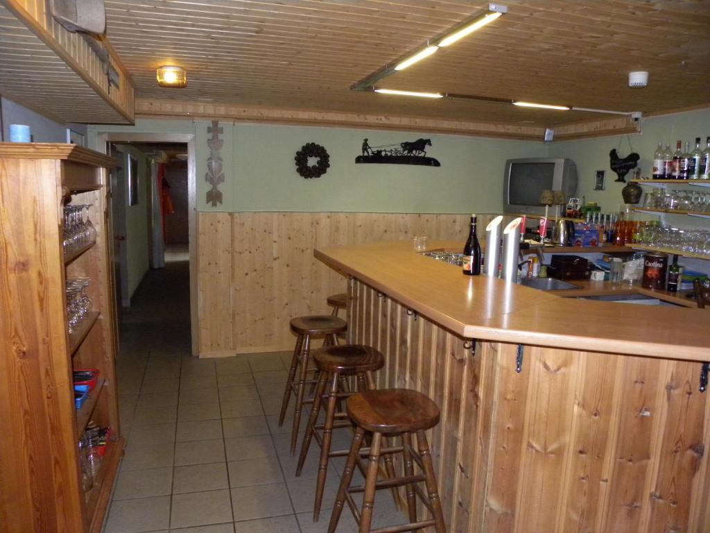 Hotel Restaurant Walliser Sonne Reckingen Exteriör bild